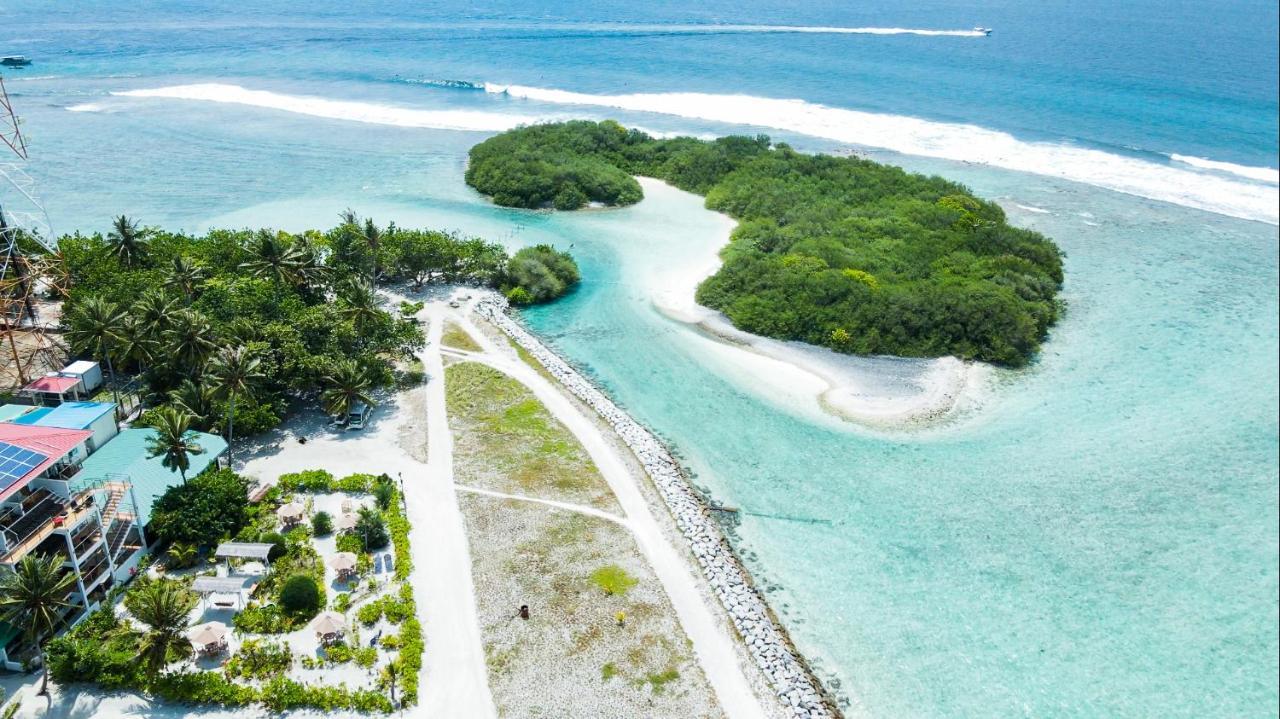 ホテル Orimas Retreat スルスドゥー エクステリア 写真