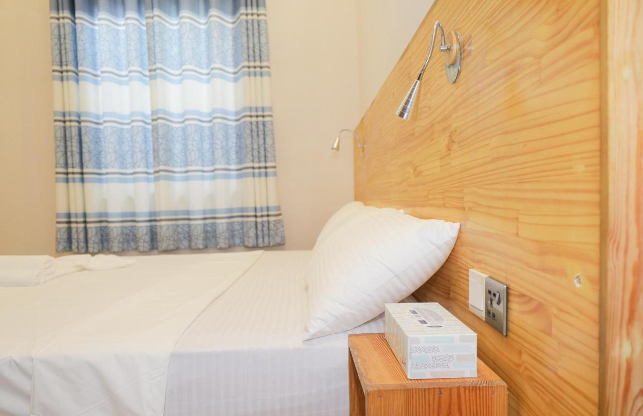 ホテル Orimas Retreat スルスドゥー エクステリア 写真